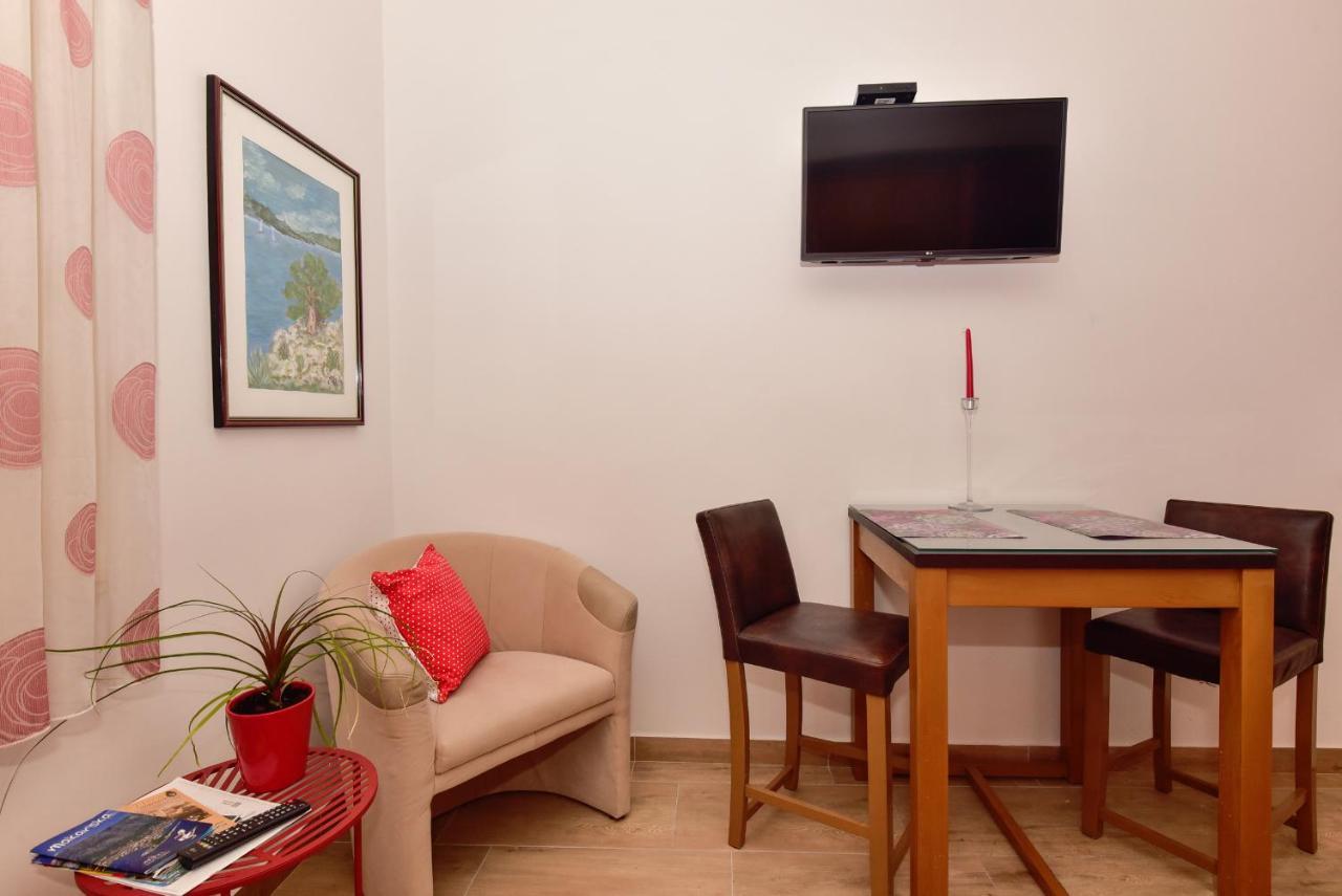 Antonio Apartment Makarska Bagian luar foto