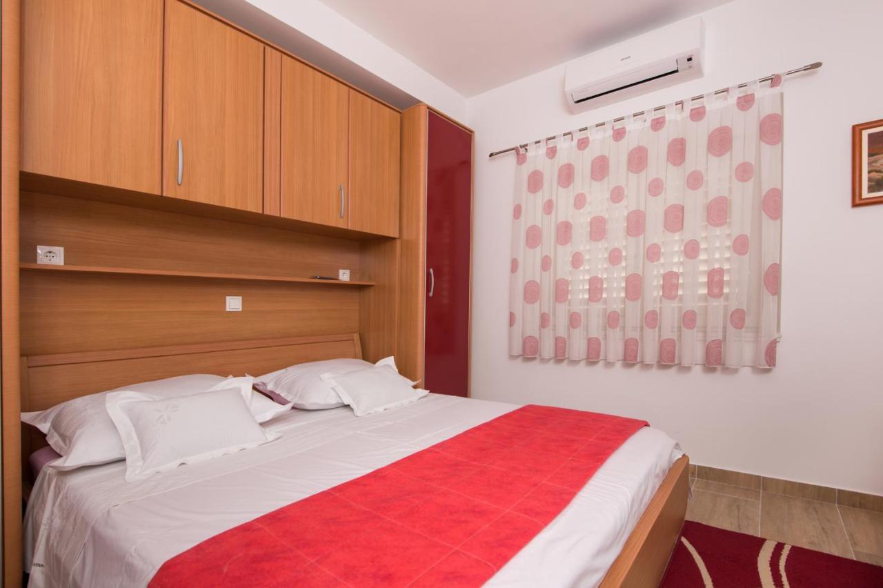 Antonio Apartment Makarska Bagian luar foto