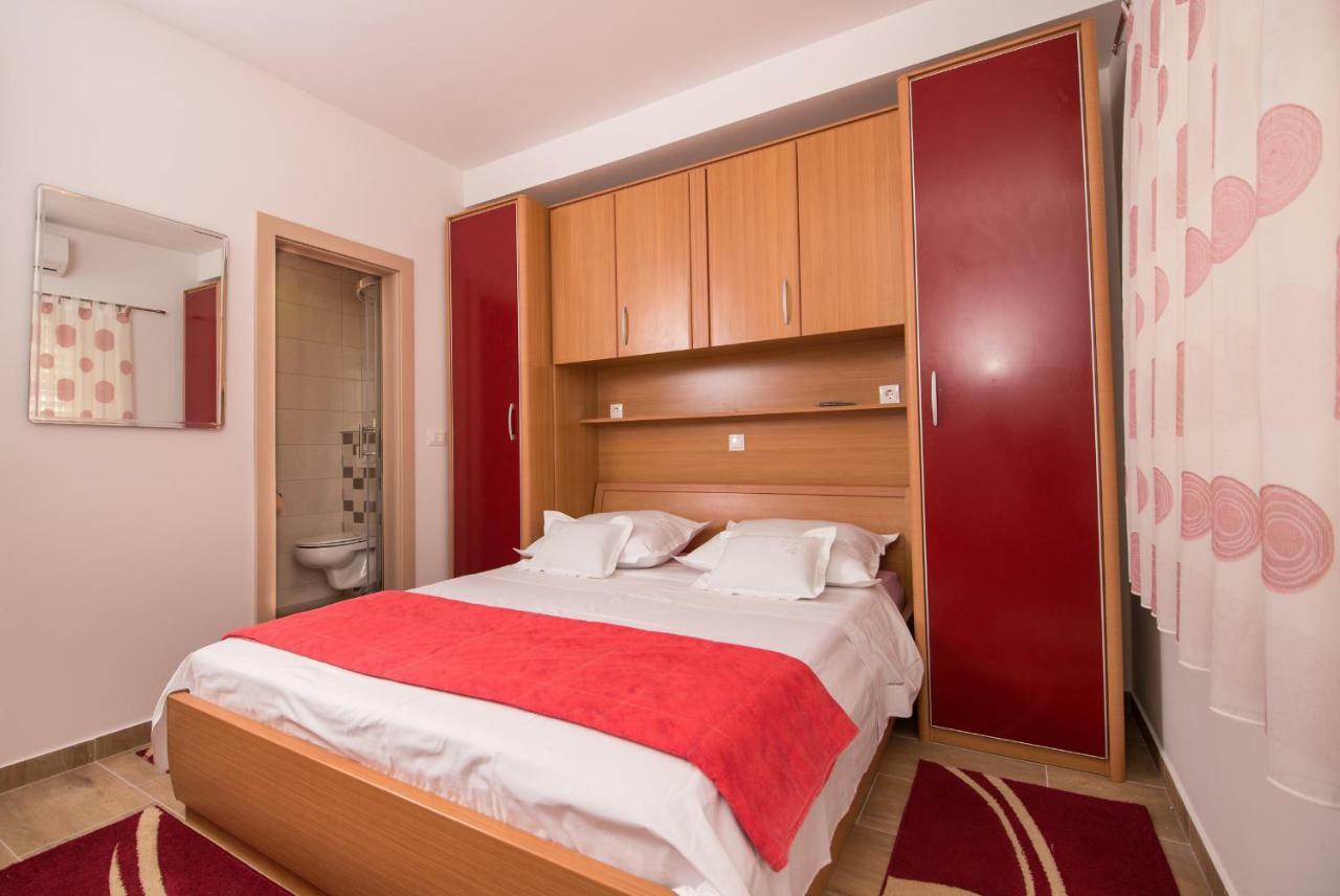 Antonio Apartment Makarska Bagian luar foto