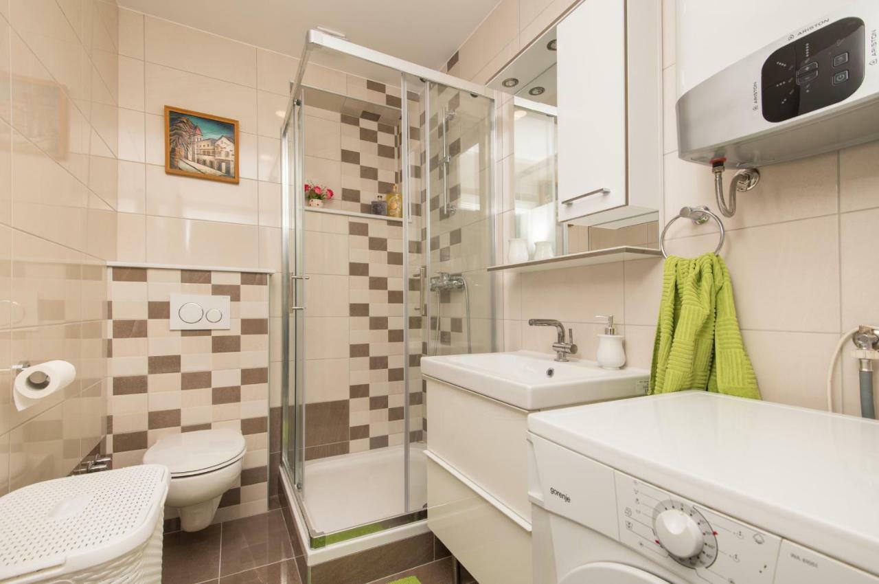 Antonio Apartment Makarska Bagian luar foto