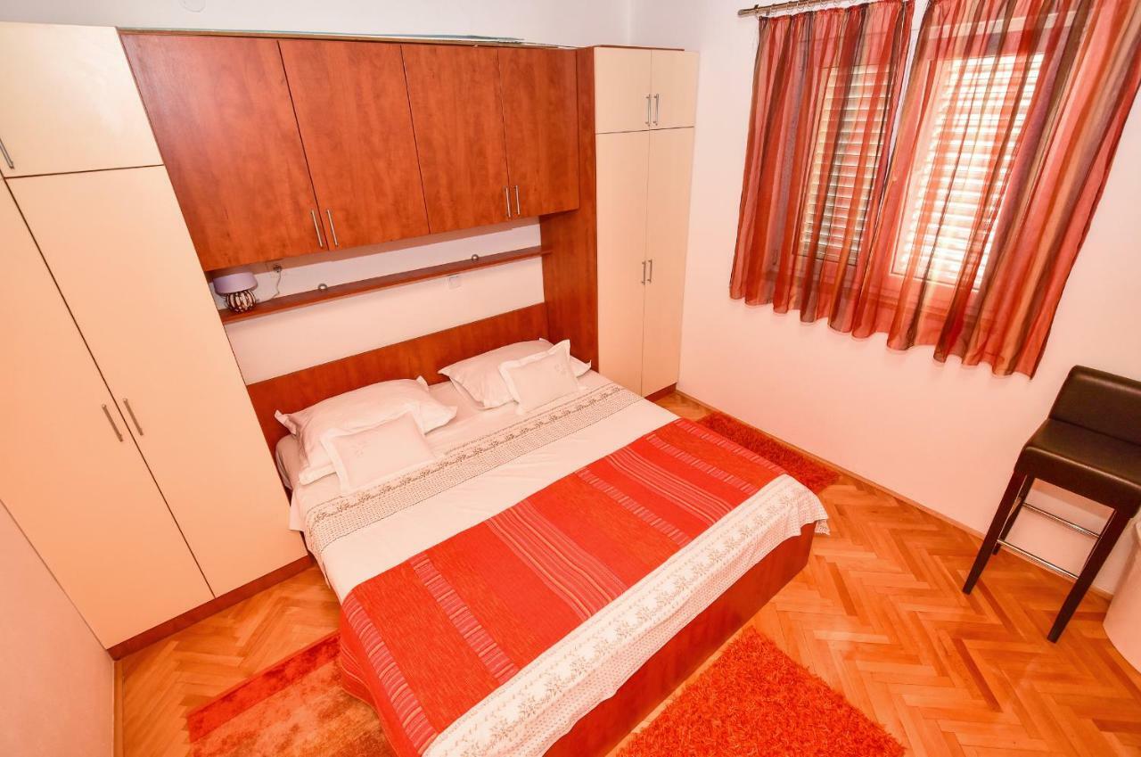 Antonio Apartment Makarska Bagian luar foto