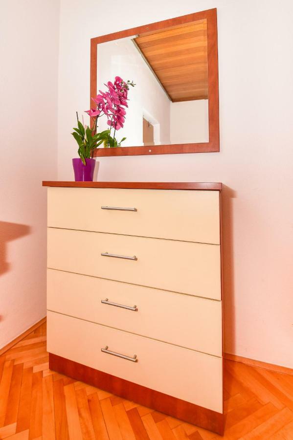 Antonio Apartment Makarska Bagian luar foto