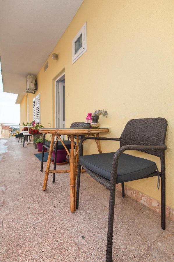Antonio Apartment Makarska Bagian luar foto